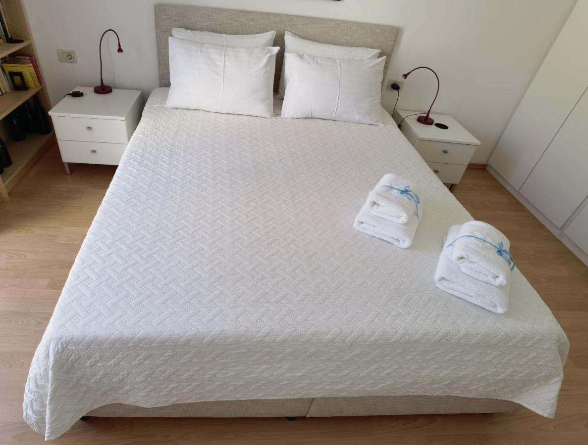 Aria Deluxe Superior 5 Star Apartment, Your Piece Of Heaven By The Sea & Park, With Sea & Park View Novigrad Istria 외부 사진